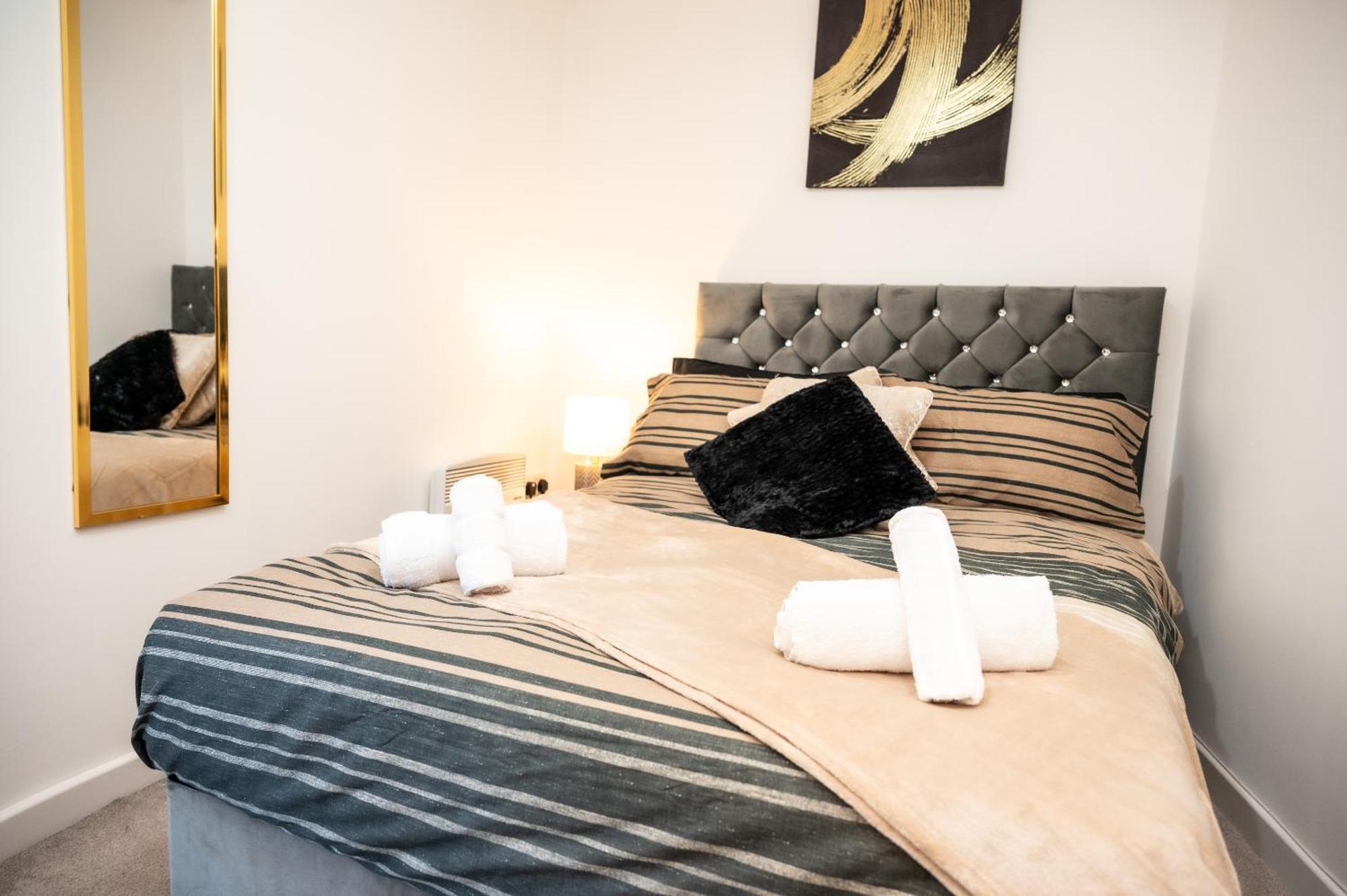Corporate-friendly 2br In Leeds, Near Kirkstall Shopping Centre Apartamento Leeds (West Yorkshire)